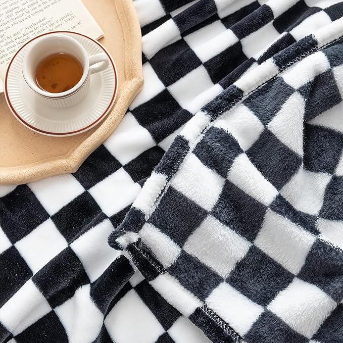 LOMAO Throw Blankets Flannel Blanket with Checkerboard Grid Pattern Soft Throw Blanket for Couch, Bed, Sofa Luxurious Warm and Cozy for All Seasons (Black, 60"x80")