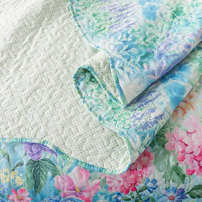 Travan Floral Quilt Set, Ultra Soft & Fade Resistant Bedding Set with 1 Quilt, 2 Shams Purple for All Season, Dream Garden - Queen