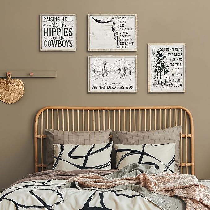 Putuo Decor Bohemian Western Wall Decor, Artistic Cowboy Prints, Square Wall Pediments for Living Room and Hallway (Cow Skull Head)