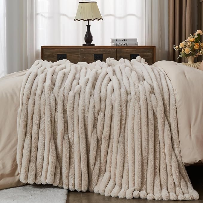 NEWCOSPLAY Faux Fur Twin Blanket Linen 3D Ribbed Plush Thick Warm Blanket for Couch Sofa Bed 850GSM (Linen Ribbed, Twin(60"x80"))