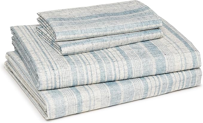 Amazon Basics Lightweight Microfiber Comforter Sets, 7 Pieces, Navy, Geometrics, Full/Queen