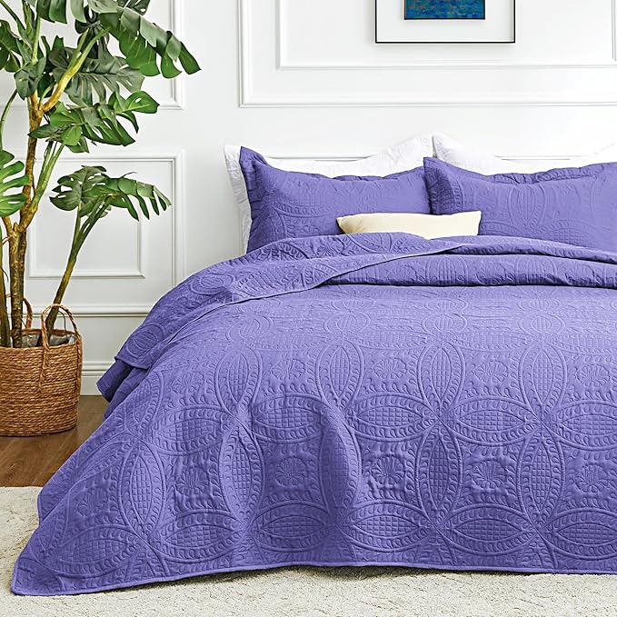 Love's cabin Quilts for Full Bed Deep Purple Bedspreads Bedding Set - Lightweight Bedspread Comforter - Coin Pattern Bedding Coverlet for All Season - 3 Pieces (1 Quilt, 2 Pillow Shams)