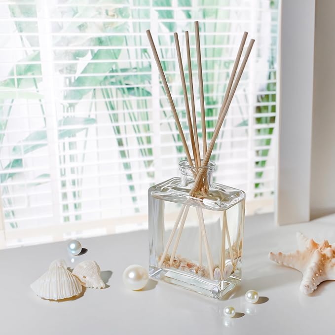 Urban Naturals Winter Eucalyptus Reed Diffuser Gift Set – Crisp Eucalyptus, Mint, Spruce, Cedar, Amber, Virginian Cedarwood – Sleek Rectangular Refillable Glass Bottle – Made in The USA