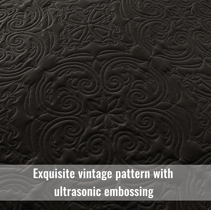 Exclusivo Mezcla Quilt Set Oversized King Size with 2 Pillow Shams, Lightweight Black Quilts with Vintage Damask Pattern, Soft Cal King Bedspreads Coverlets Bedding Set for All Seasons