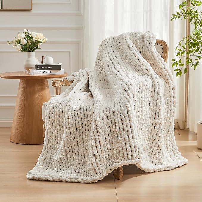 Carriediosa Chunky Knit Throw Blanket 60" X 80" Twin, 100% Hand Made Large Chenille Loop Yarn Soft Fluffy Throws for Couch Sofa Bed, Big Crochet Cozy Heavy Thick Cable Woven Blankets, Cream White