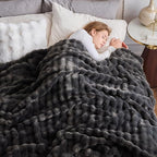 NEWCOSPLAY Faux Fur Throw Blanket Grey Bubble Blanket Thick Warm Soft for Couch Sofa Bed 550GSM (Grey, Throw(50"x60"))