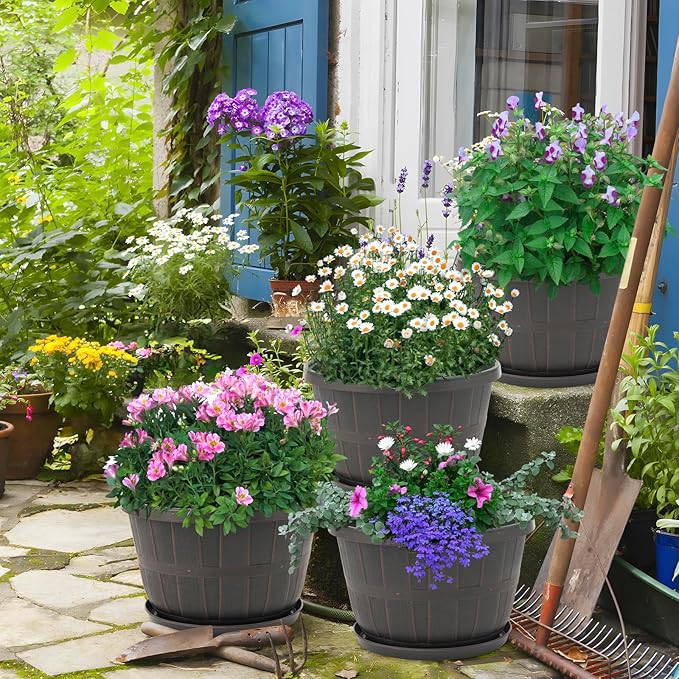 Quarut 16 Inch Brown Classic Plastic Whiskey Barrel Planters Set of 4 with Drainage Holes & Trays for Indoor & Outdoor Use