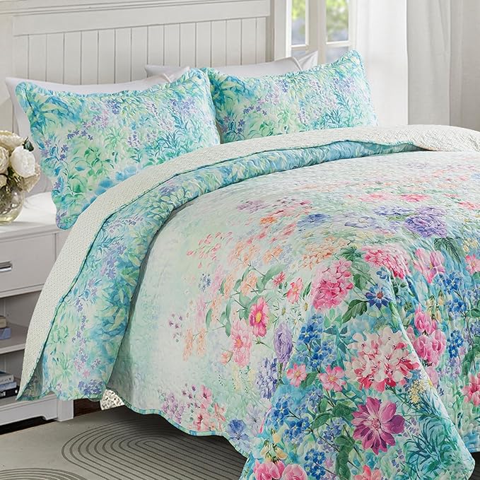 Travan Floral Quilt Set, Ultra Soft & Fade Resistant Bedding Set with 1 Quilt, 2 Shams Purple for All Season, Dream Garden - Queen