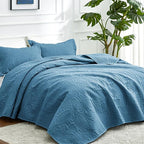 Love's cabin California King Size Quilt Bedding Set Misty Blue Bedspreads - Cal King Lightweight Bedspread Comforter - Coin Pattern Coverlet for All Season - 3 Pieces (1 Quilt, 2 Pillow Shams)