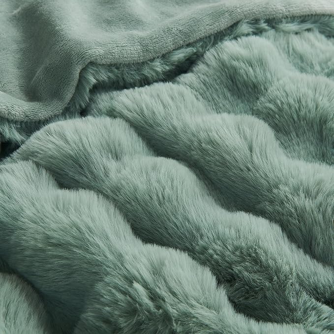 Lotus Karen Faux Fur Throw Blanket Sage Green - Big Bubble Rabbit Fluff Blanket for Couch Bed Sofa,Softest Fluffy Fuzzy Cozy Blanket,Plush Thick Furry Shaggy Warm Blankets for Women,90x90 Inches
