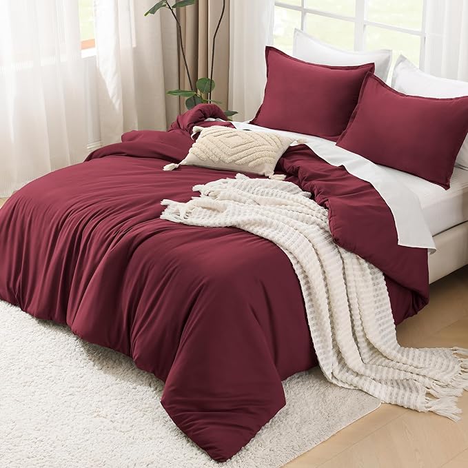 Litanika Burgundy Red Comforter Set Queen Size, 3 Pieces Lightweight Solid Bedding Comforter Set, All Season Fluffy Bed Set (90x90In Comforter & 2 Pillowcases)