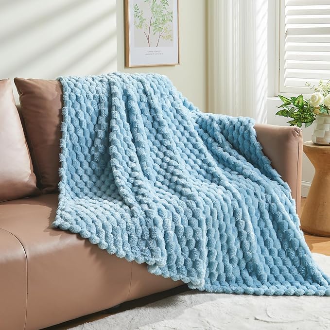 NEWCOSPLAY Super Soft Twin Blanket Blue Premium Silky Flannel Fleece 3D Clouds Stylish Jacquard Lightweight Bed Blanket All Season Use 350GSM (Blue, Twin(60"x80"))
