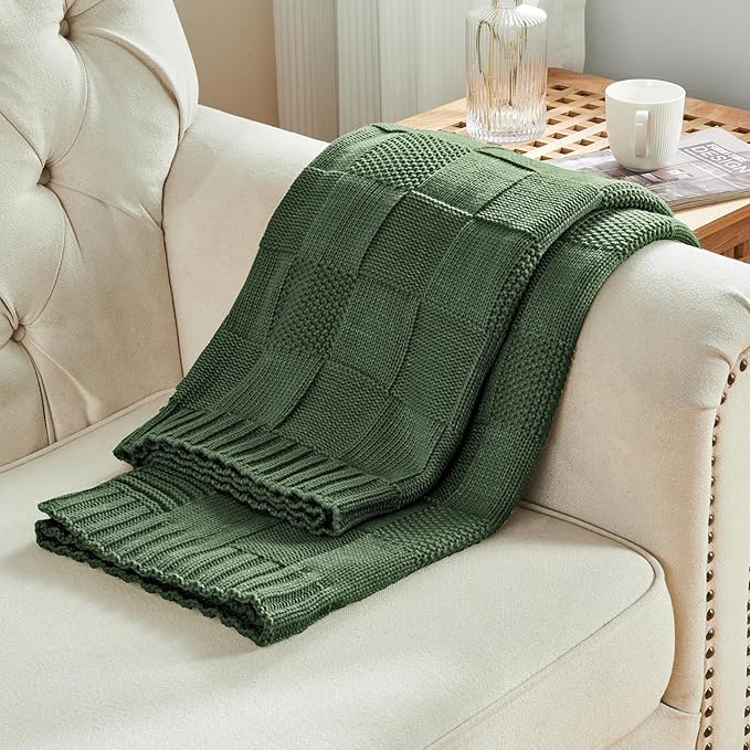 CozeCube Knit Throw Blanket,Christmas Green Checkered Bedroom Blanket for Couch,Soft Cozy Warm Knitted Blanket for Bed Sofa Living Room,Decorative Spring Fall Throw Blanket 60"X80",Christmas Green