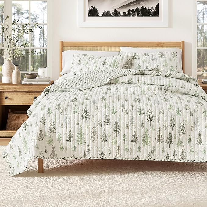 Great Bay Home 2-Piece Reversible Forest Cabin Bedspread Twin/Twin XL Quilt. All-Season, Comfortable, Soft Quilt Set - Truckee