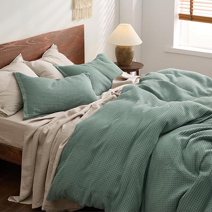 Bedsure Cotton Duvet Cover Queen - 100% Cotton Waffle Weave Green Duvet Cover Queen Size, GentleSoft™ and Breathable Bedding Set for All Season, 3 Pieces, 90"x90"