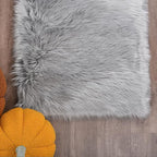 Goolela Fluffy Faux Fur Rug 4x6 Grey Faux SheepskinRug for Bedroom Bedside Fuzzy Furry Plush Soft Rugs for Living Room Home Office Washable Rectangle