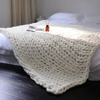 Maetoow Chenille Chunky Knit Blanket Throw （82×86 Inch）, Handmade Warm & Cozy Blanket Couch, Bed, Home Decor, Soft Breathable Fleece Banket, Christmas Thick and Giant Yarn Throws, Cream