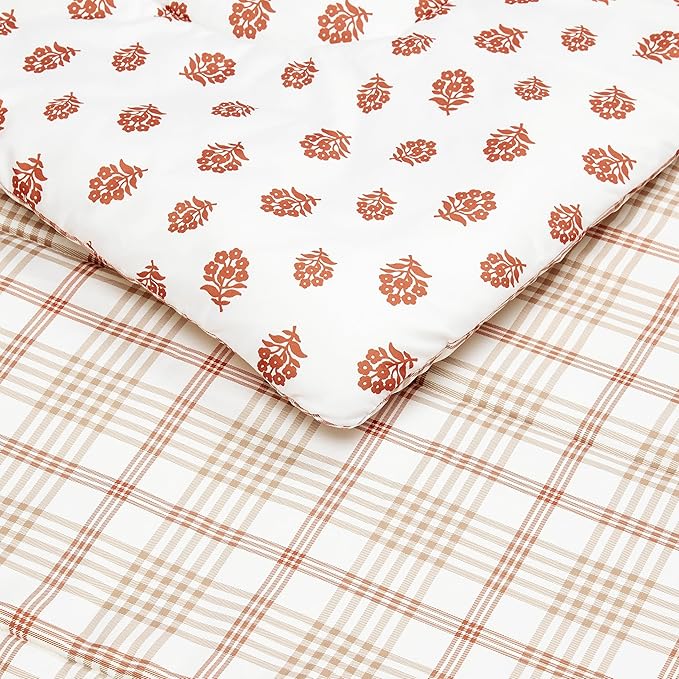 Amazon Basics Lightweight Microfiber Comforter Sets, 3-Pieces, Off White, Floral, King