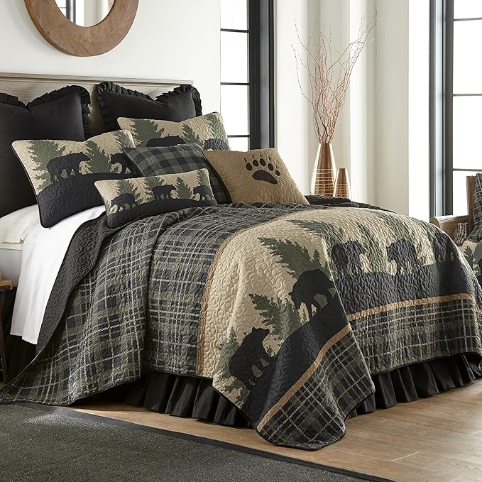 Donna Sharp Full/Queen Quilt - Bear Walk Plaid Lodge Quilt with Bear Pattern - Fits Queen Size and Full Size Beds - Machine Washable