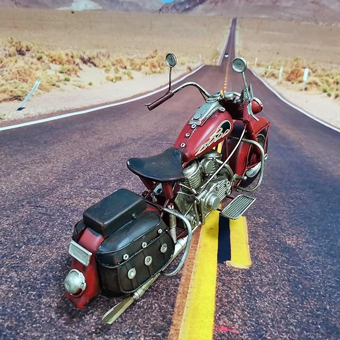 Vintage Motorcycle Model Decoration Iron Motorcycle Miniature Sculpture for Table Book Shelf Decor Gift（Red）