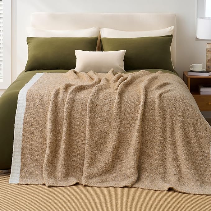 Joiedomi Twin Blanket for Couch Bed, Light Camel Knitted Blankets Gifts for Women Mom Girls, Cozy Cute Soft Throw Home Room Decor Aesthetic for Women Mothers Birthday Gifts 60x80 Inches