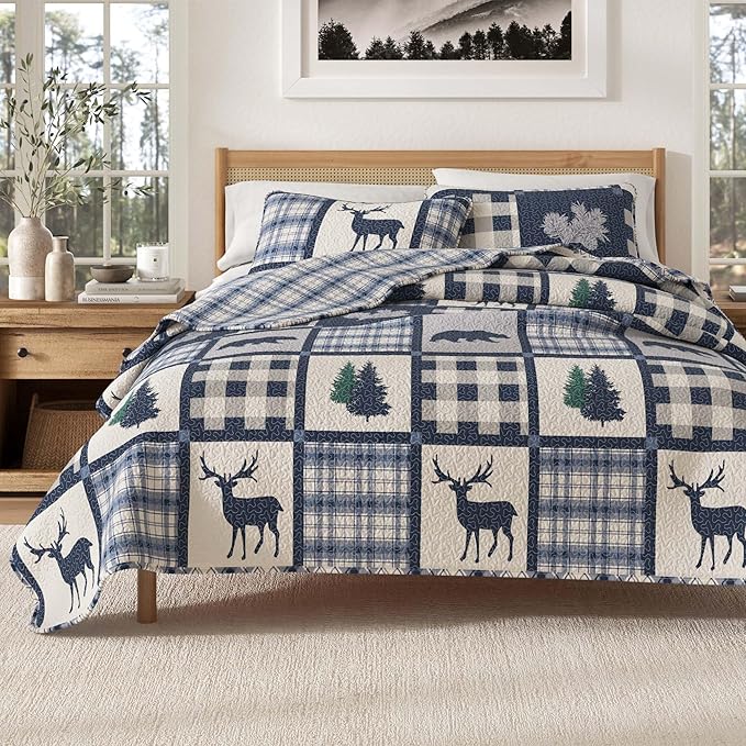 Great Bay Home Lodge Bedspread Twin/Twin XL Size Kid's Quilt with 1 Sham. Cabin 2-Piece Reversible All Season Quilt Set. Rustic Quilt Coverlet Bed Set. Stonehurst Collection. (Navy/Grey)