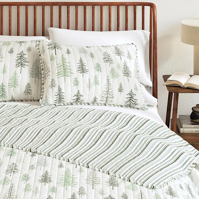 Great Bay Home 2-Piece Reversible Forest Cabin Bedspread Twin/Twin XL Quilt. All-Season, Comfortable, Soft Quilt Set - Truckee