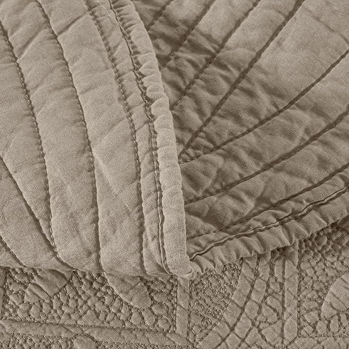 Calla Angel Sage Garden Luxury Pure Cotton Matelasse Quilt Queen, Coffee