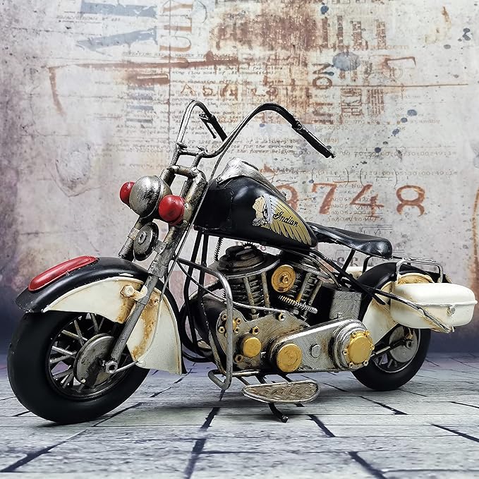 Collectible Vehicles Vintage Motorcycle Model Decoration Iron Motorcycle Miniature Sculpture for Table Book Shelf Decor Gift