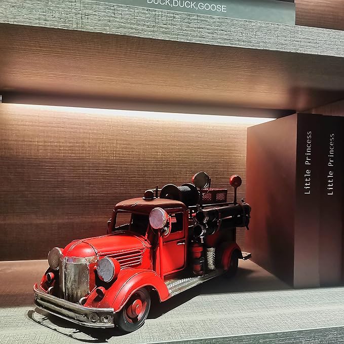 Vintage Diecast Mack Fire Truck - Retro Metal Fire Engine, Miniature Vehicles for Home Decor