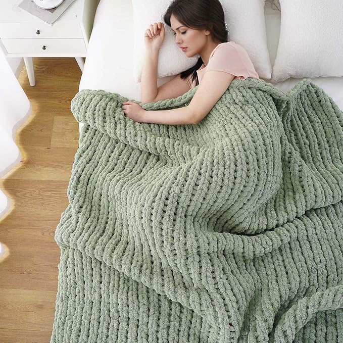 Battilo Chunky Knit Throw Blanket, Soft and Thick Chenille Throw Blanket, 50"x60" Handmade Cable Knit Crochet Blanket, Large Rope Knot Throw Blankets for Couch Sofa Bed Home Decor, Light Green