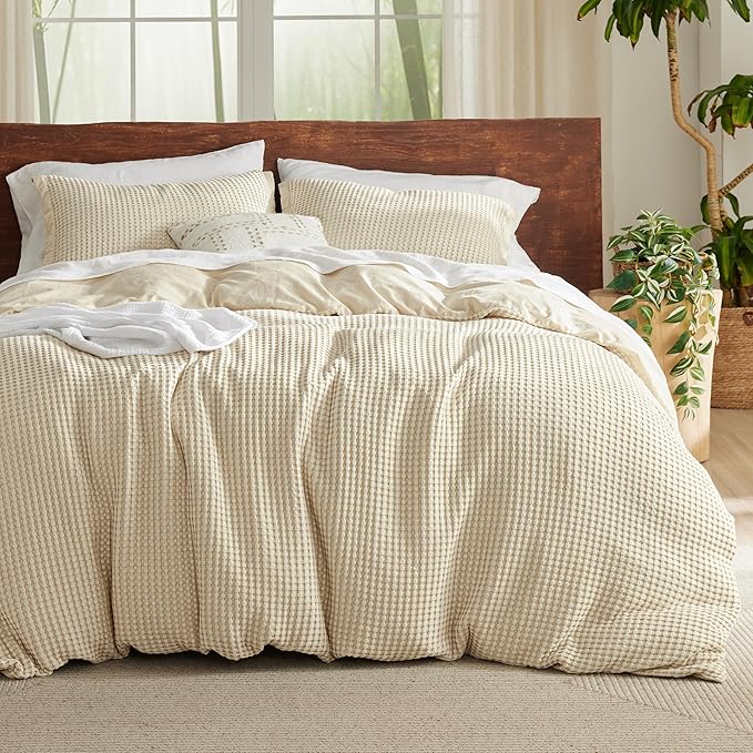 Bedsure Cooling Waffle Duvet Cover Queen - Cotton Blend Rayon Derived from Bamboo Duvet Cover Set for Hot Sleepers, Breathable Bedding Set with a Vintage Charm, 3 Pieces (Beige, Queen, 90"x90")