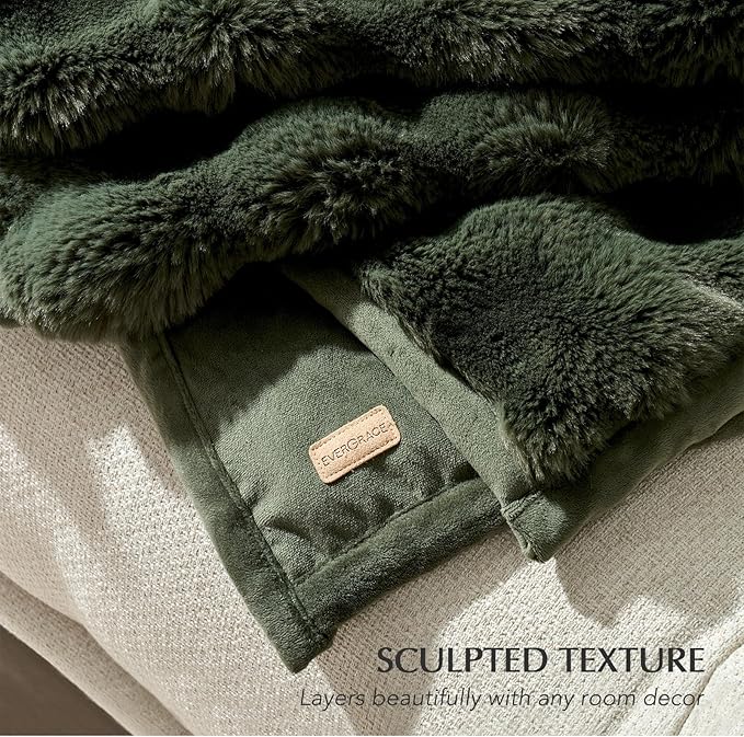 EVERGRACE Ultra Soft Luxury Fluffy Ridgeline Faux Rabbit Fur Throw Blanket, Thick Warm Bubble Throw for Bed, Cozy Plush Reversible Blankets for Couch, Chair, Sofa, Green, 60x80 Inches, 870 GSM