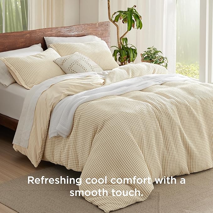 Bedsure Cooling Waffle Duvet Cover Queen - Cotton Blend Rayon Derived from Bamboo Duvet Cover Set for Hot Sleepers, Breathable Bedding Set with a Vintage Charm, 3 Pieces (Beige, Queen, 90"x90")