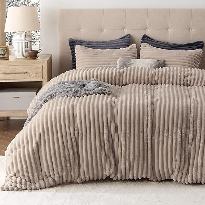 Bedsure Fluffy Duvet Cover Set - Ultra Soft Plush Shaggy Comforter Cover King Size, Warm Flannel Fleece Bed Sets for Winter, 3 Pieces (Striped Pattern, Khaki)