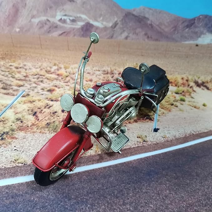 Vintage Motorcycle Model Decoration Iron Motorcycle Miniature Sculpture for Table Book Shelf Decor Gift（Red）