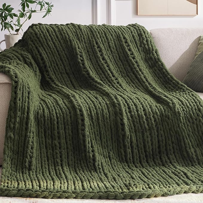 Chunky Knit Throw Blanket, 60''*80'' Knitted Throw Chenille Yarn for Bed Couch, Handmade Green Crochet Big Thick Blanket, Machine Washable Cute Comfy Blanket for Home Decor