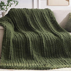 Chunky Knit Throw Blanket, 30''*40'' Knitted Throw Chenille Yarn for Bed Couch, Handmade Green Crochet Big Thick Blanket, Machine Washable Cute Comfy Blanket for Home Decor