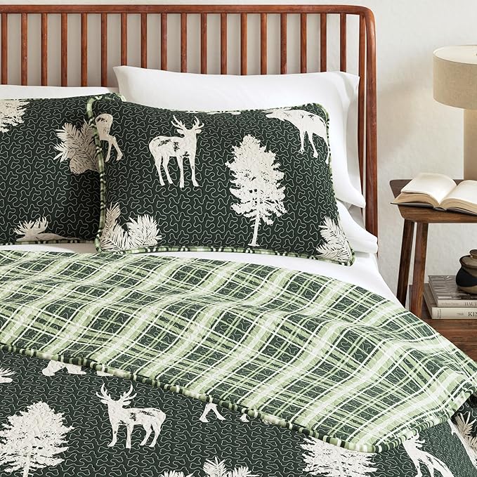 Lodge Bedspread King Size Quilt with 2 Shams. Cabin 3- Piece Reversible All Season Quilt Set. Rustic Quilt Coverlet Bed Set. Rio Ridge Collection (Forest Green)