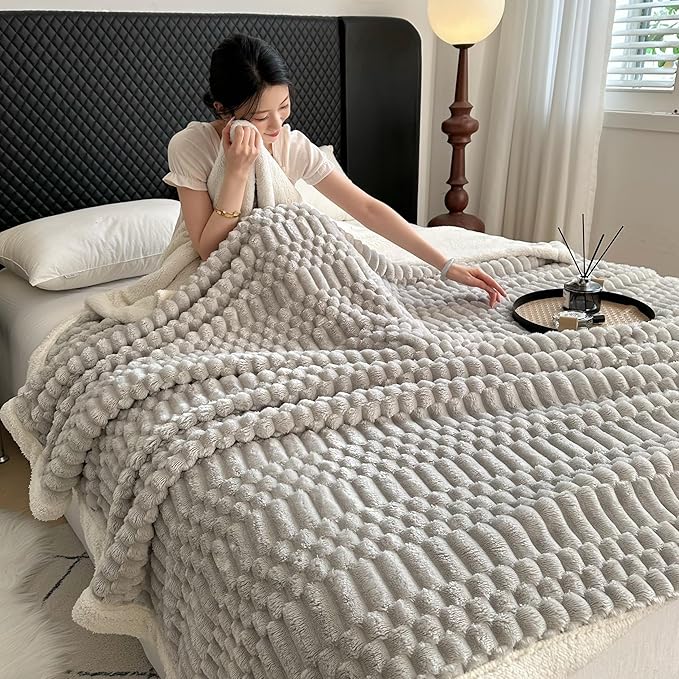 UKELER Sherpa Throw Blanket 60 × 80 inch, 470 GSM Striped Sherpa Fleece Blanket for All Season, Warm and Cozy Blankets for Couch Sofa Bed Office Camping, Silver Gray