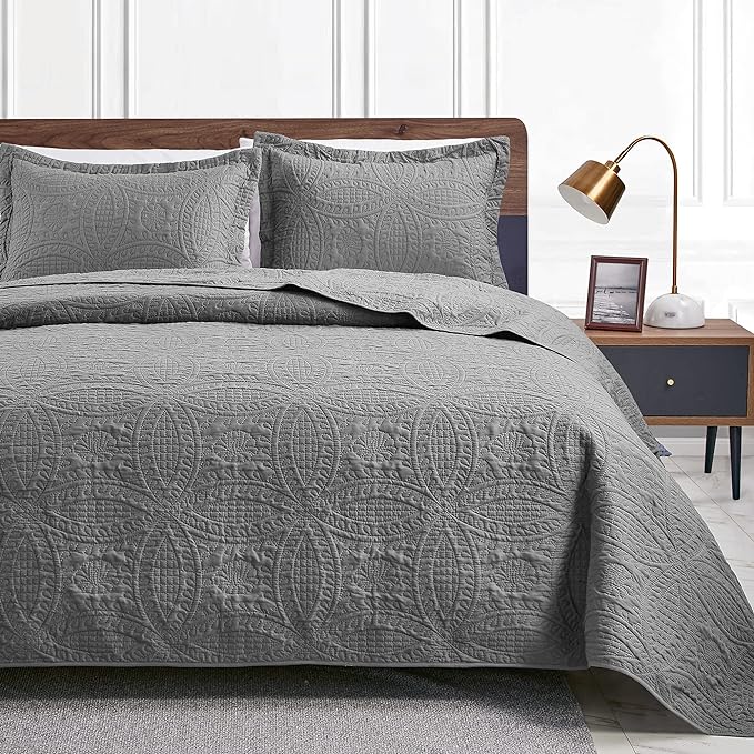 Love's cabin Quilts for Full Bed Grey Bedspreads Bedding Set - Summer Lightweight Bedspread Comforter - Coin Pattern Bedding Coverlet for All Season - 3 Pieces (1 Quilt, 2 Pillow Shams)