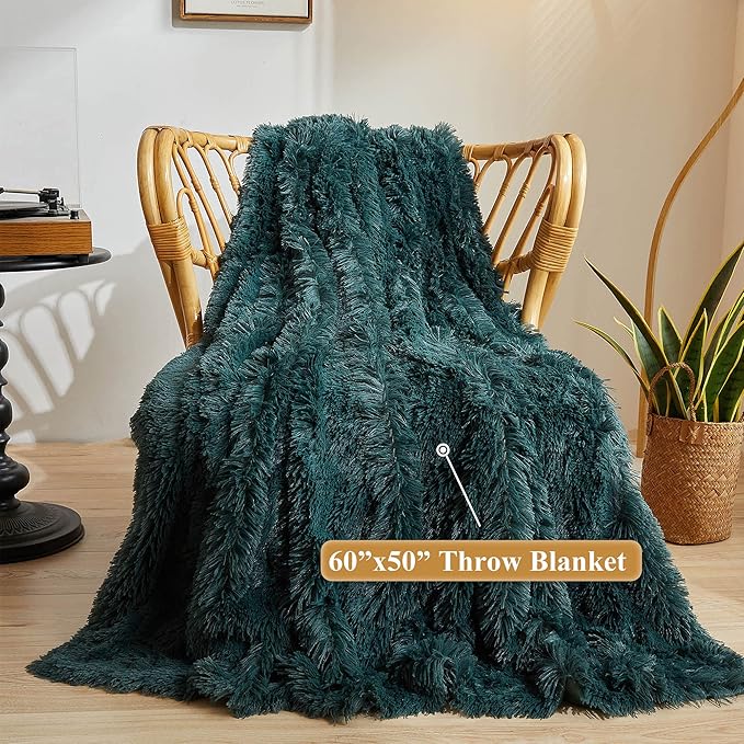 XeGe Luxury Faux Fur Throw Blanket, Deep Green Soft 50x60 Fluffy Blanket Throw, Shaggy Plush Decorative Couch Blanket, Cute Furry Throw Fuzzy Office Lap Blanket for Bedroom Living Room Dark Green