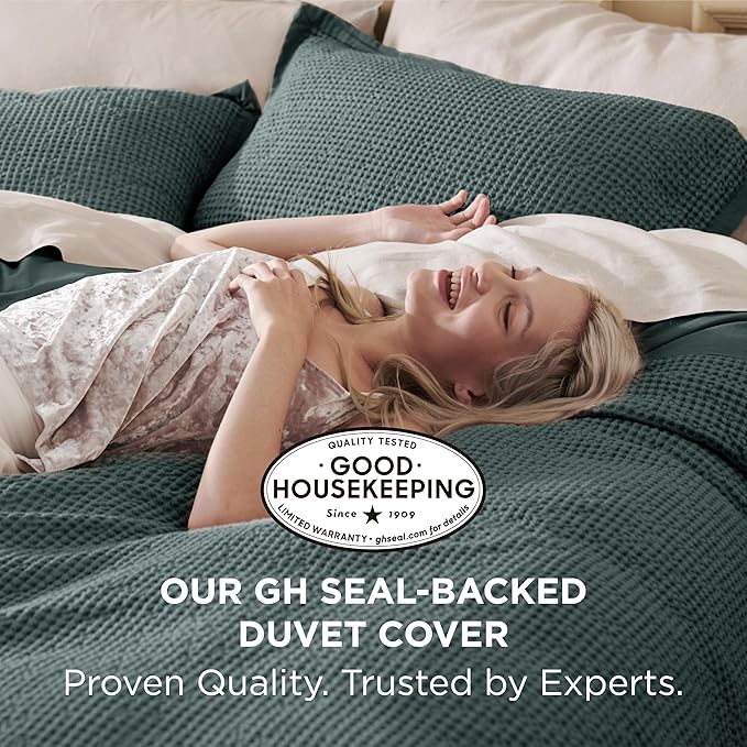 Bedsure Cotton Duvet Cover Queen - 100% Cotton Waffle Weave Forest Green Duvet Cover Queen Size, GentleSoft™ and Breathable Bedding Set for All Season, 3 Pieces, 90"x90"
