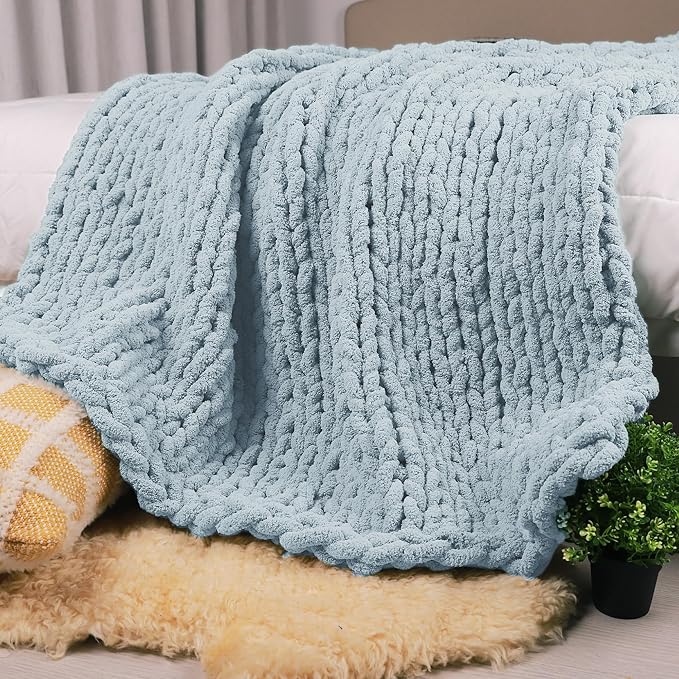 Carriediosa Chunky Knit Throw Blanket 50" X 60", 100% Hand Made Large Chenille Loop Yarn Soft Fluffy Throws for Couch Sofa Bed, Big Crochet Cozy Heavy Thick Cable Woven Blanket, Light Blue
