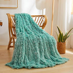 XeGe Luxury Fluffy Throw Blanket, Emerald Green Soft 50x60 Faux Fur Blanket Throw, Shaggy Plush Decorative Couch Blanket, Cute Furry Throw Fuzzy Blanket for Sofa Bed, Ombre Emerald Green
