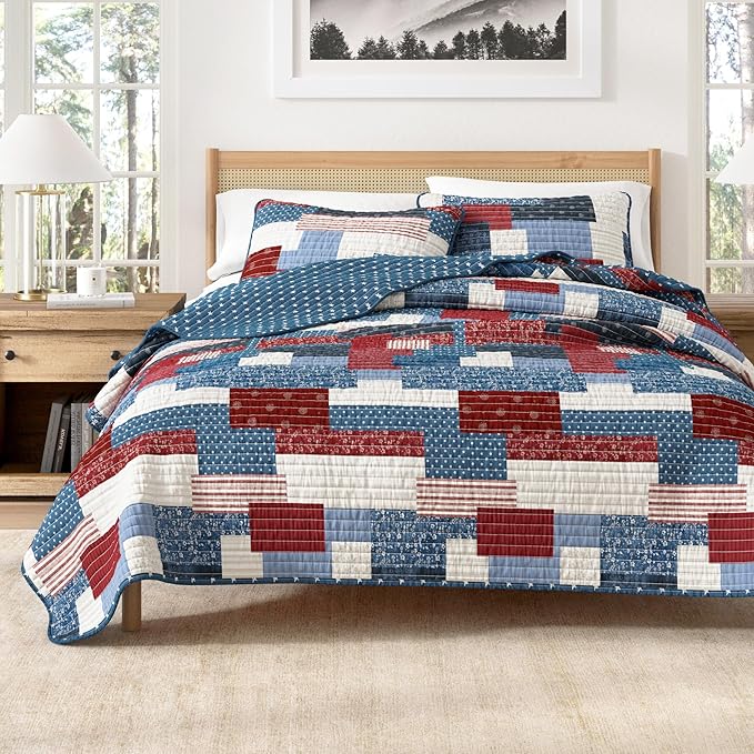 Great Bay Home 3-Piece King/California King Microfiber Quilt Set with Shams - Americana Patchwork Reversible Design - Lightweight, All-Season, Layerable Bedding Set