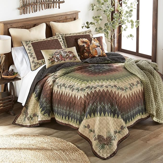 Donna Sharp Pine Circle Polyester Quilted Bedding Set - 3-Piece King Size Quilt Set - Includes 1 Quilt and 2 King Pillow Shams - Machine Washable - Traditional Design