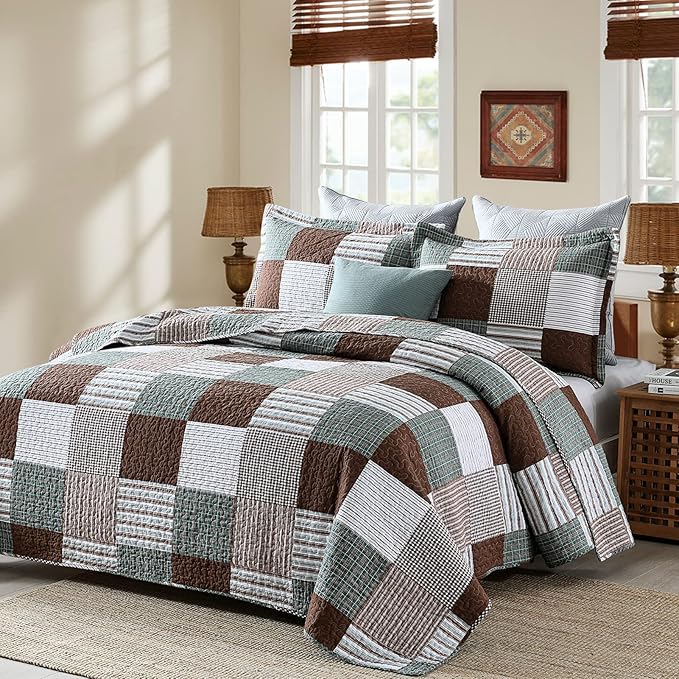 PANGUSHAN 100% Cotton Quilt Set King Size, Patchwork Plaid King Quilt Bedding Set Bedspreads, Farmhouse Lightweight Comforter Reversible Quilt, Brown/Green Bed Spread for King Bed, 3 Pieces