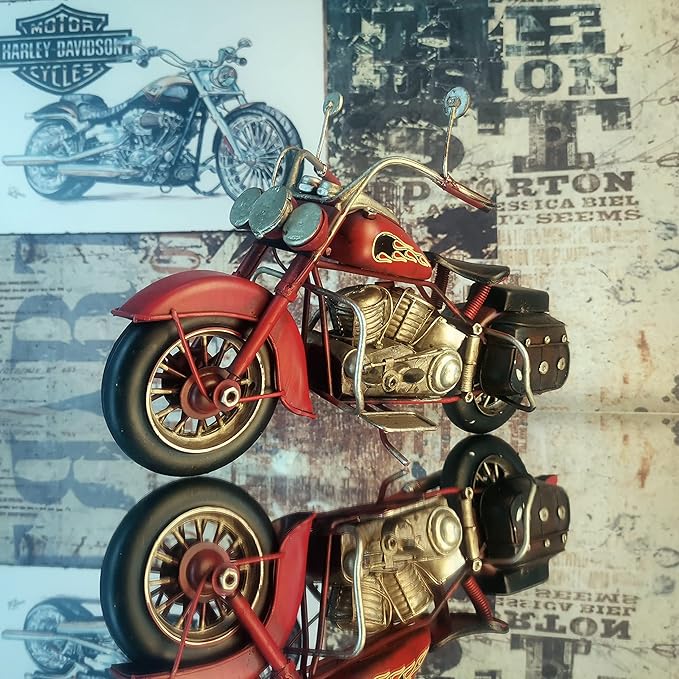 Vintage Motorcycle Model Decoration Iron Motorcycle Miniature Sculpture for Table Book Shelf Decor Gift（Red）