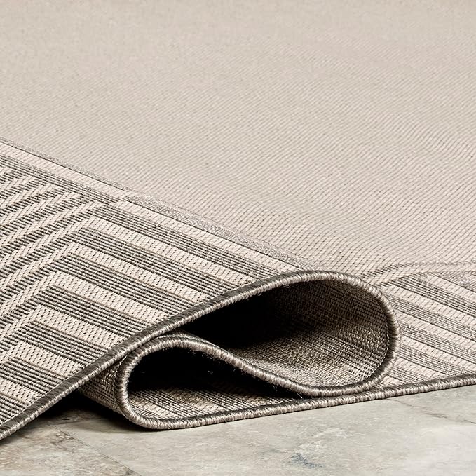 nuLOOM 5' x 8' Outdoor Area Rug, Casual Design With Striped Border, Stain Resistant, Highly Durable, For Patio, Balcony, Bedroom, Living Room, Dining Room, Bathroom, Light Grey
